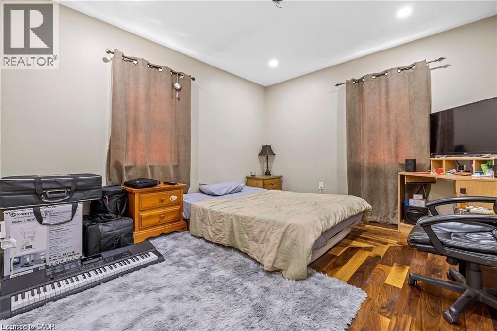 38 LAKE Avenue N, Hamilton, Ontario, L8E1L3 — Photo 4