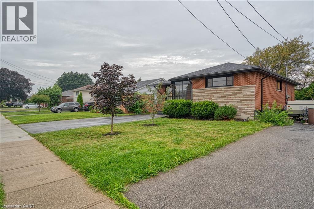 1141 MOHAWK Road E, Hamilton, Ontario, L8T2S4 — Photo 4