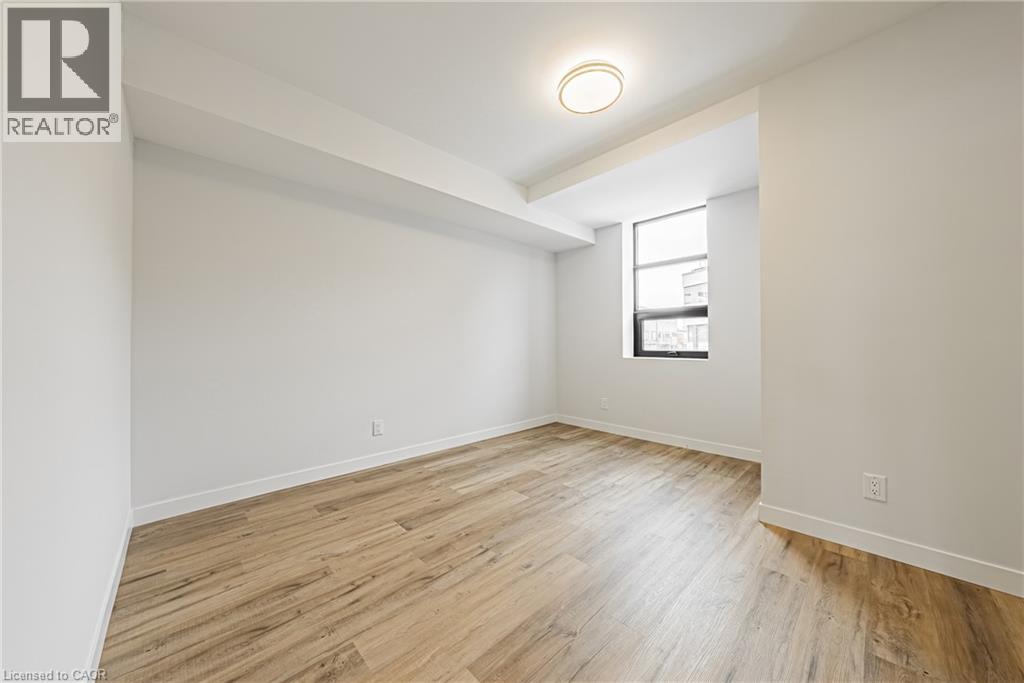 555 SANATORIUM Road Unit# 205, Hamilton, Ontario, L9C2B1 — Photo 18