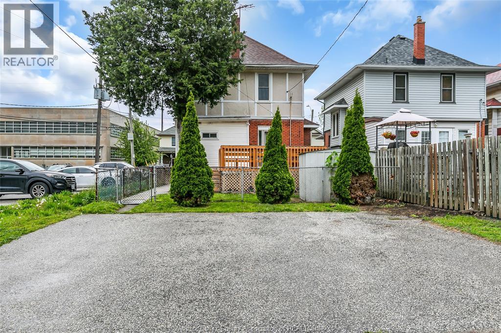 258 ELM AVENUE, Windsor, Ontario, N9A5G8 — Photo 32