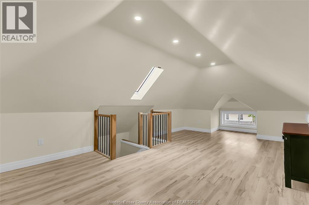 258 ELM AVENUE, Windsor, Ontario, N9A5G8 — Photo 25