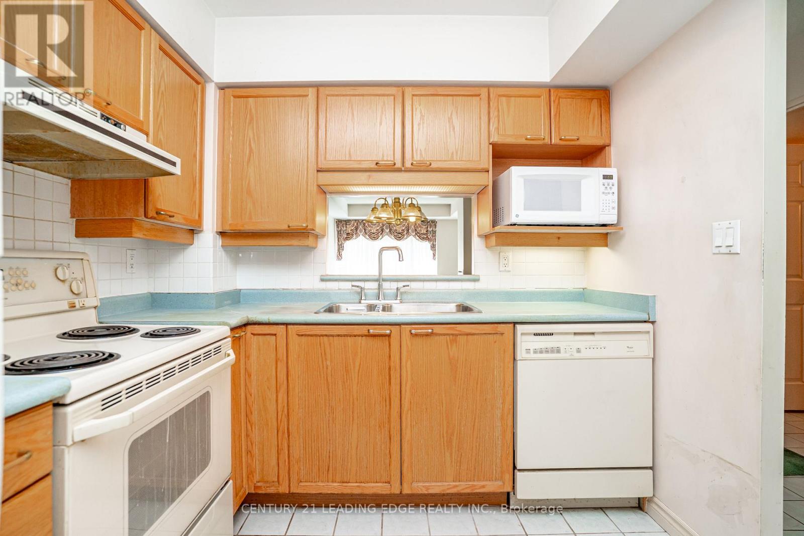 #210 115 BONIS AVENUE - 13