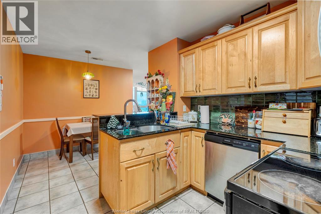 540 OUELLETTE Unit# 7B, Windsor, Ontario, N9A1B7 — Photo 4