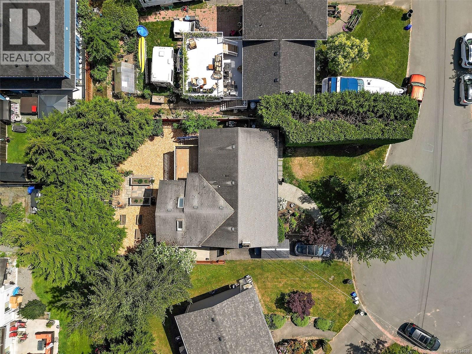 10292 Godfrey Pl - 13