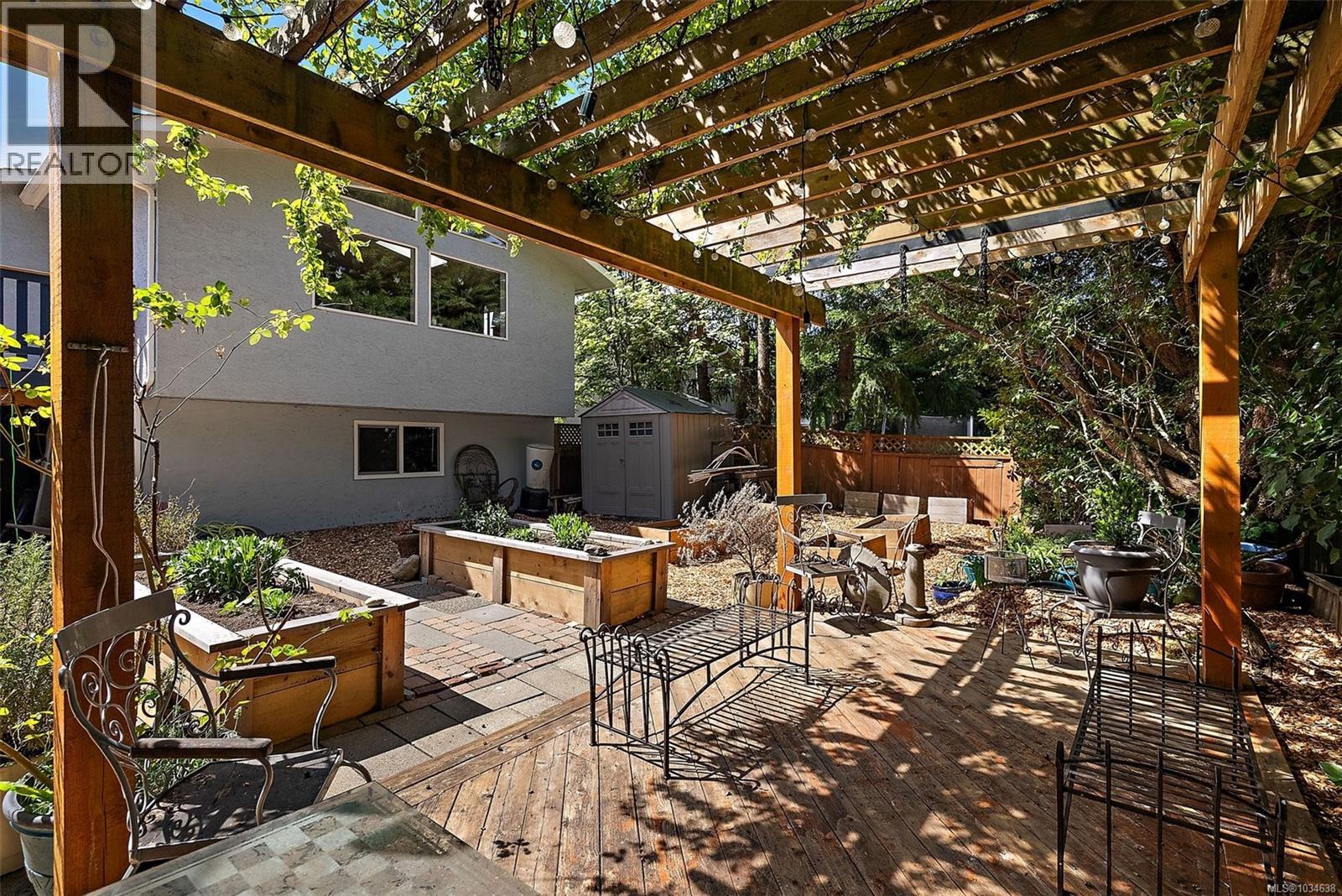 10292 Godfrey Pl - 25