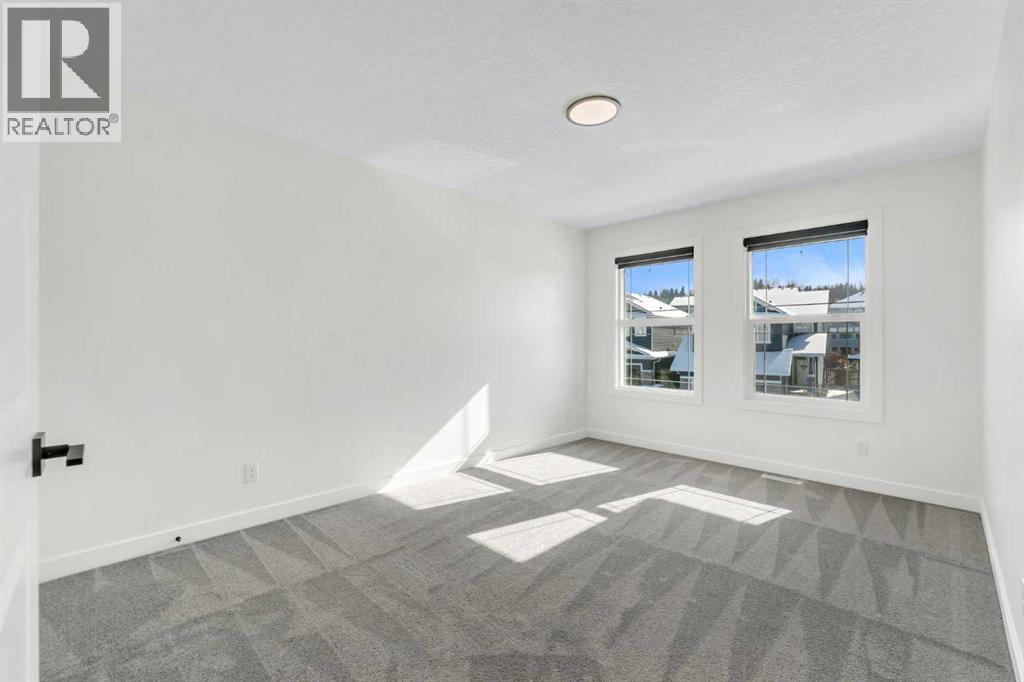 325 Crestmont Drive SW - 33