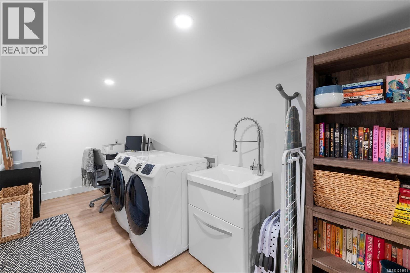 2399 Dalhousie St - 30
