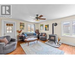 39 Francis Street W, Kawartha Lakes, ON K0M1N0 Photo 16