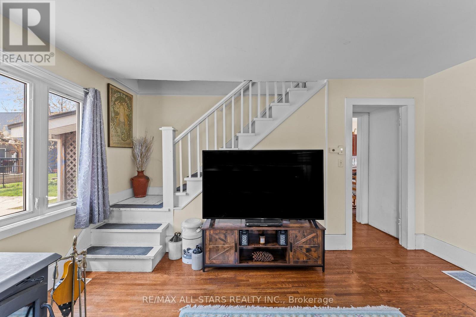 39 FRANCIS STREET W - 20