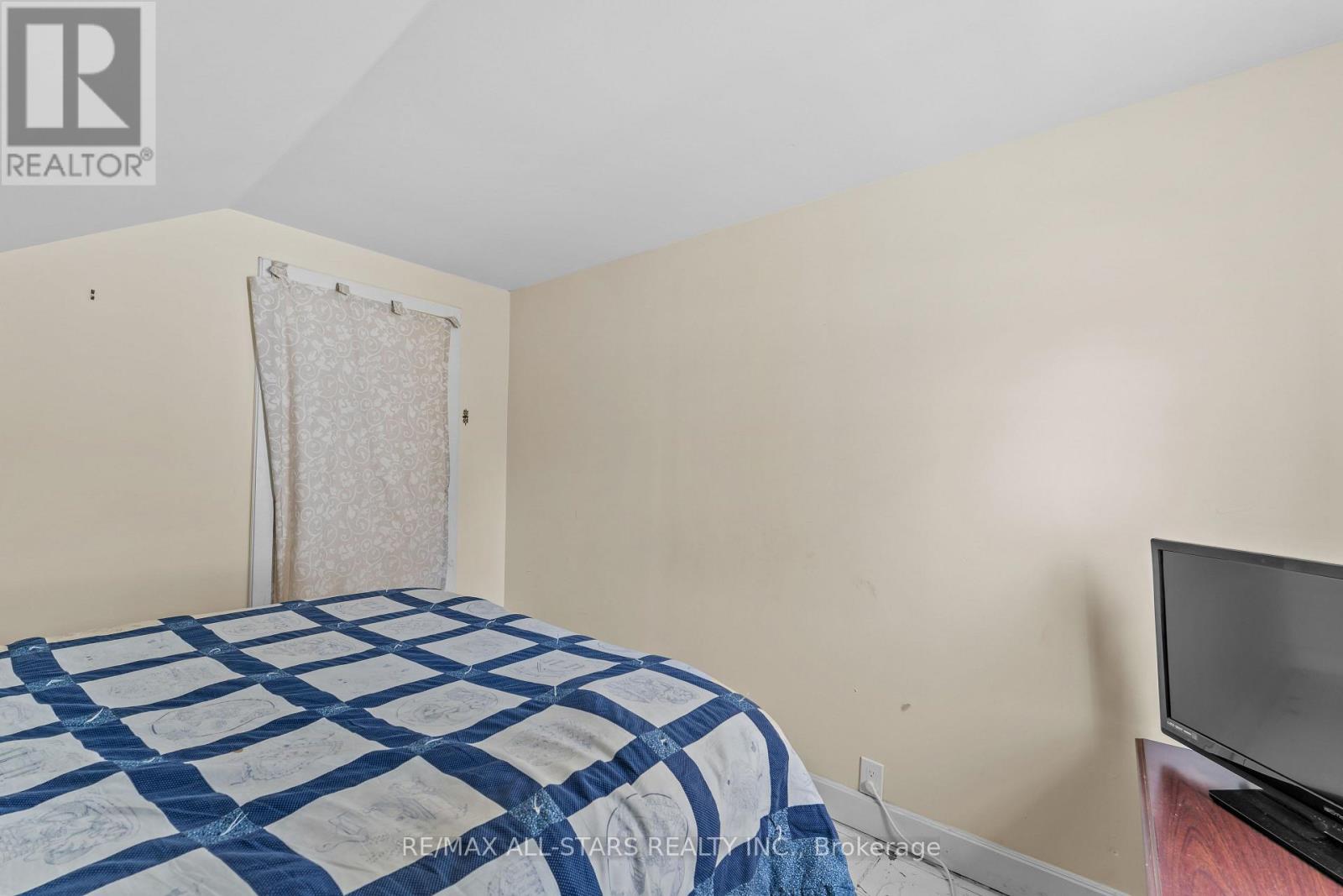 39 FRANCIS STREET W - 26