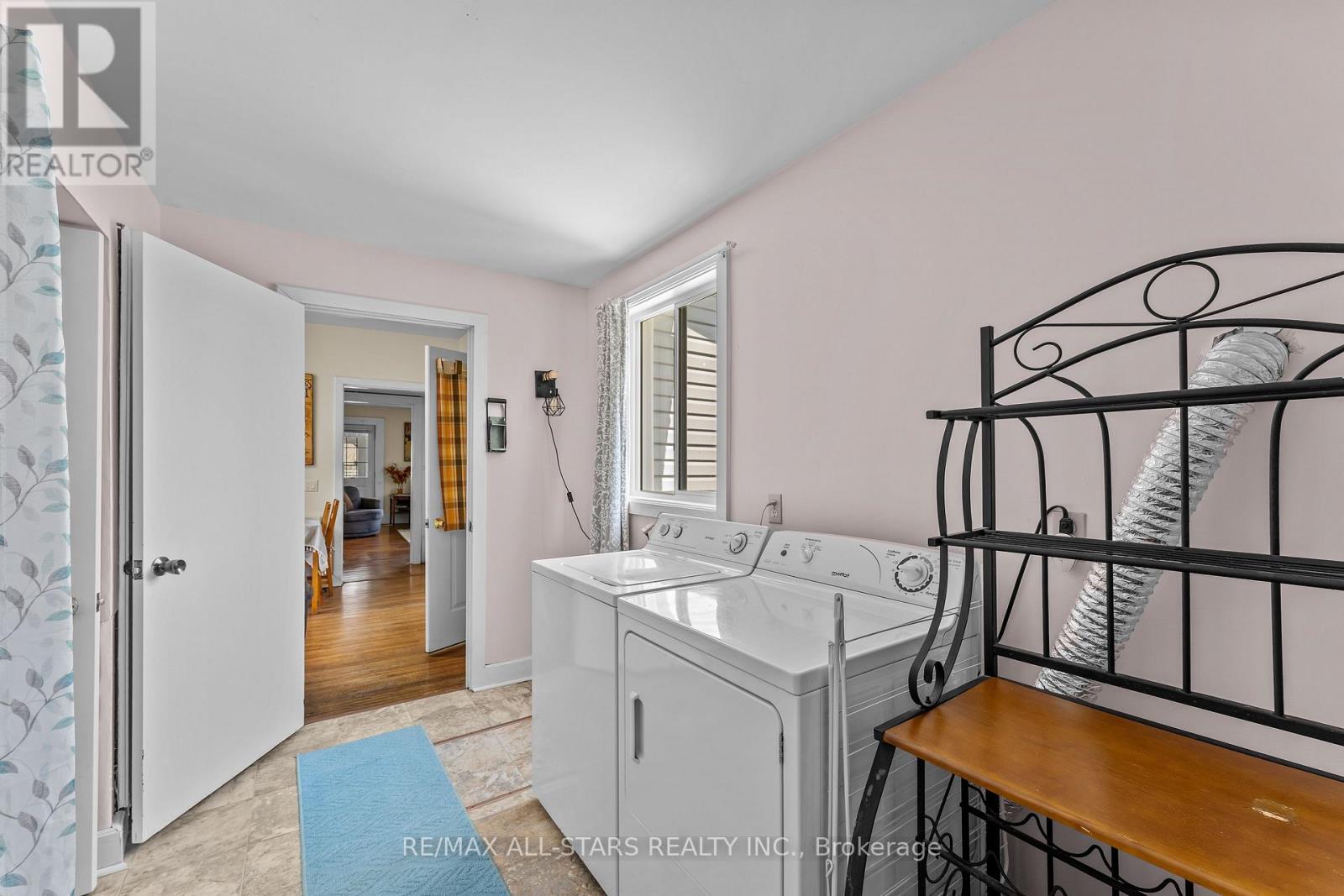 39 FRANCIS STREET W - 32