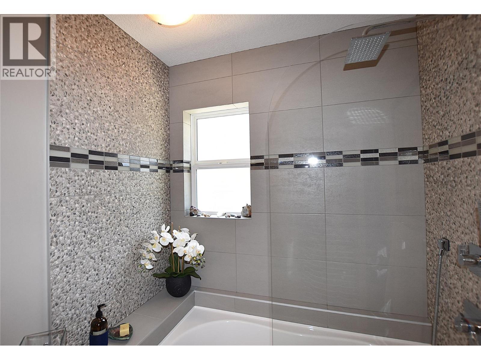 39 Lakeshore Drive - 27