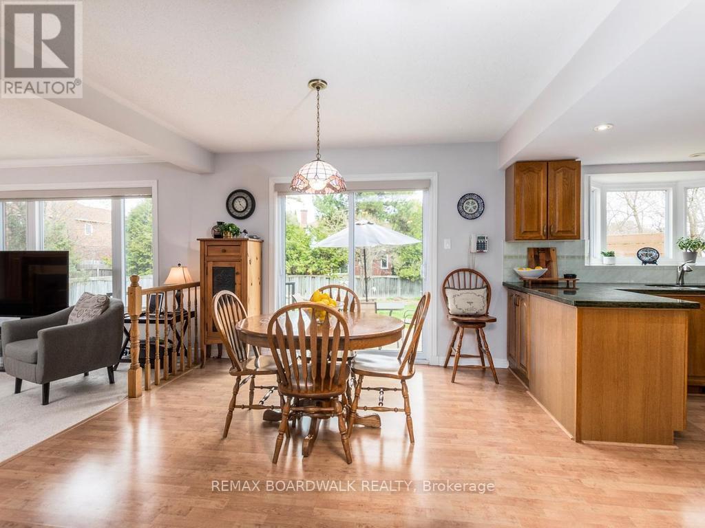 42 SLADE CRESCENT - 10