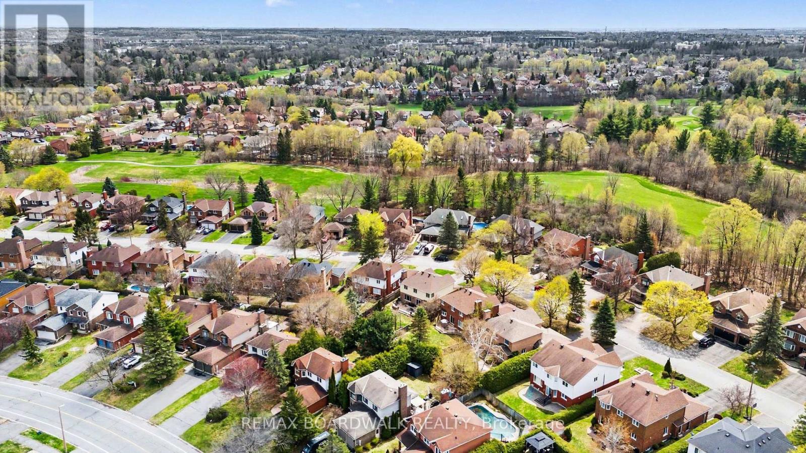 42 SLADE CRESCENT - 38