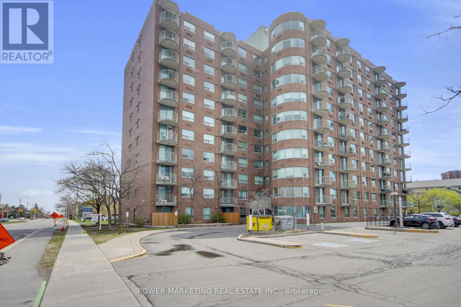 #212 1440 HERON ROAD - 1