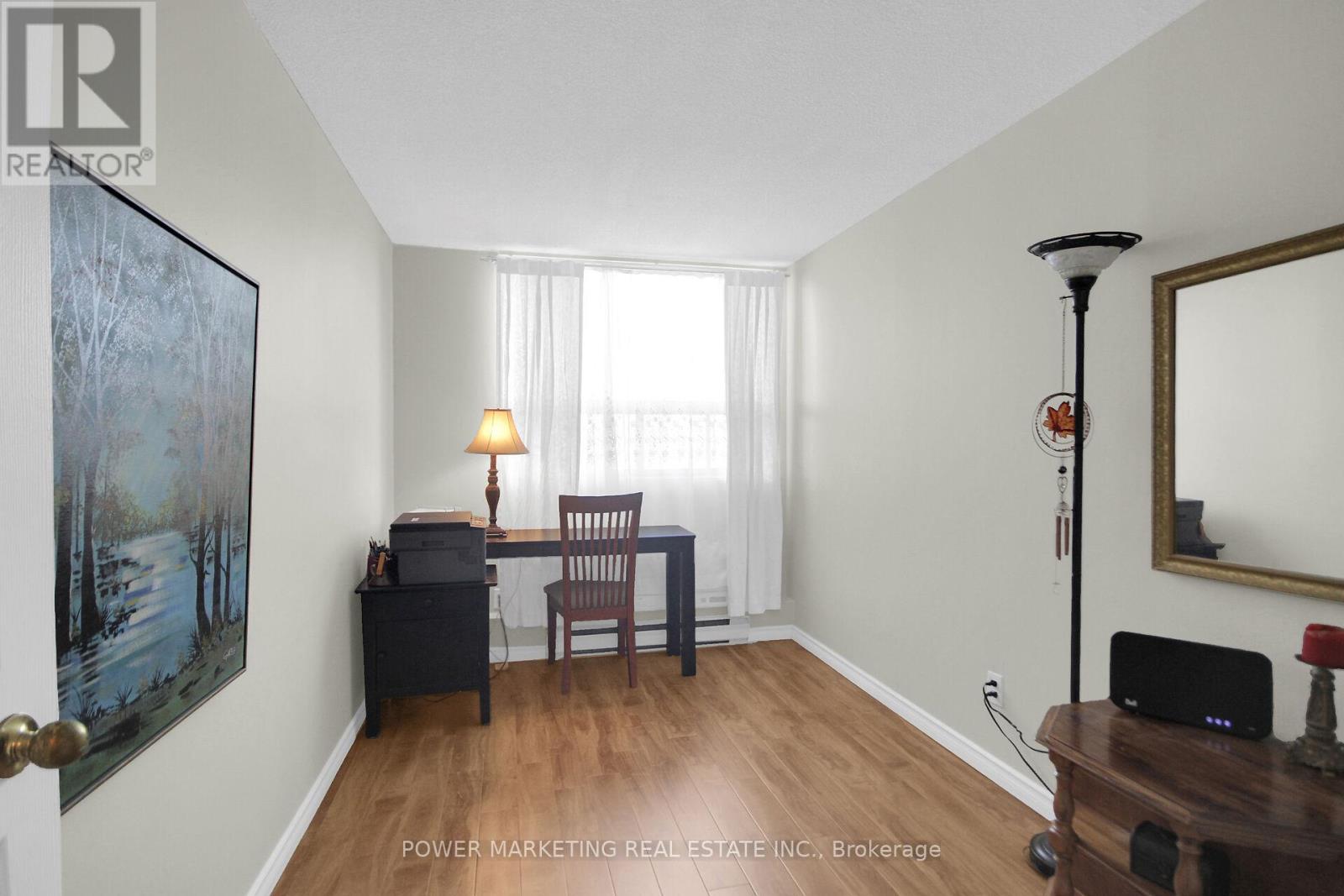 #212 1440 HERON ROAD - 30