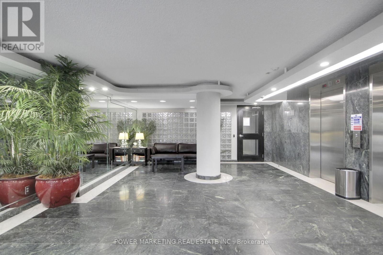 #212 1440 HERON ROAD - 6