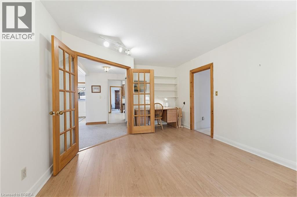 90 HENDERSON Avenue - 20