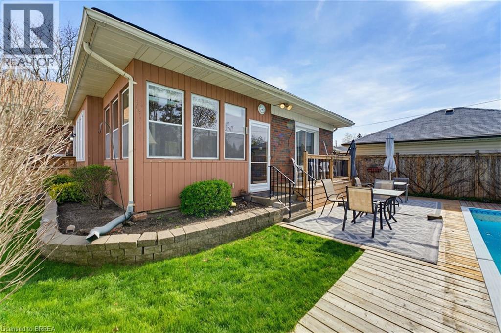 90 HENDERSON Avenue, Brantford, Ontario, N3R4V9 — Photo 37