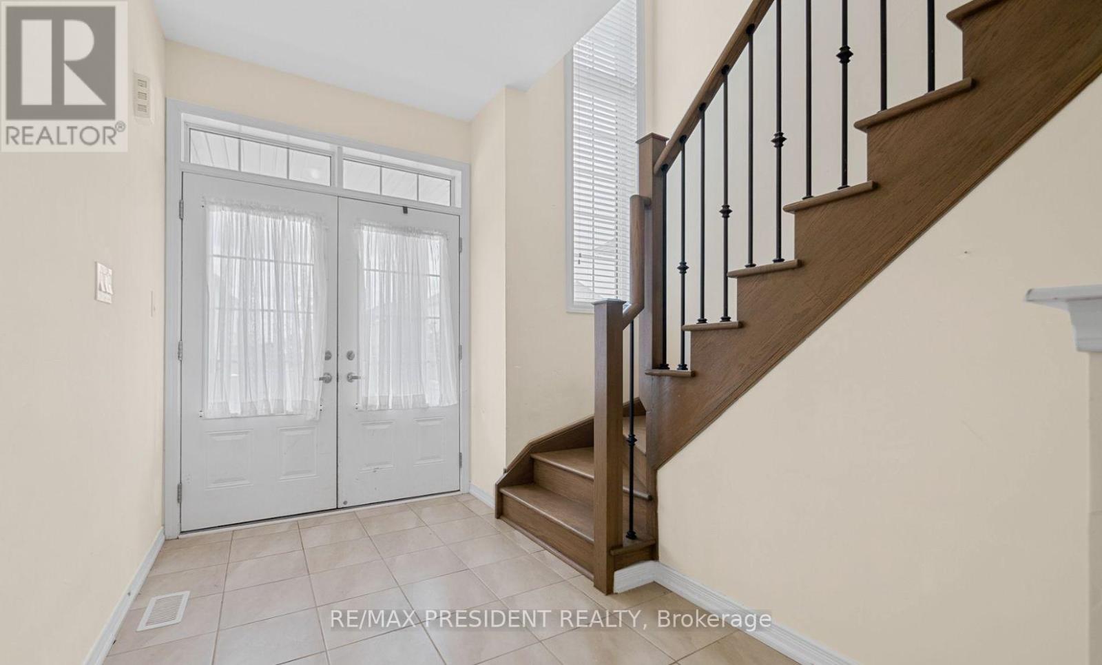 25 SEANESY DRIVE - 4