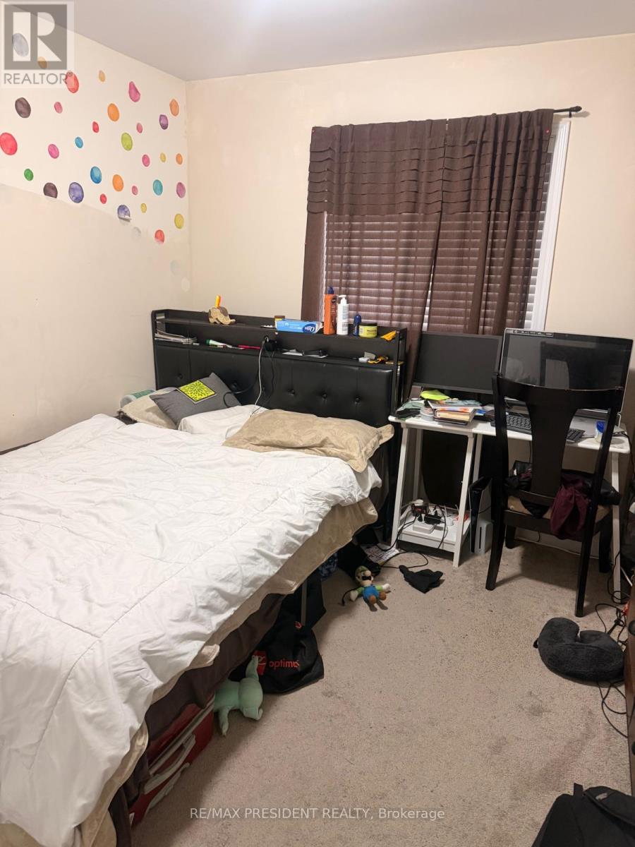 25 SEANESY DRIVE - 15