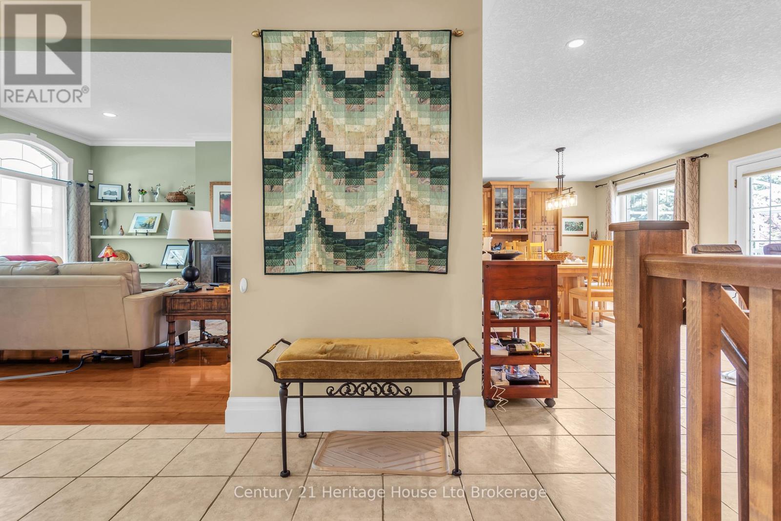 7 LYNDALE ROAD - 14