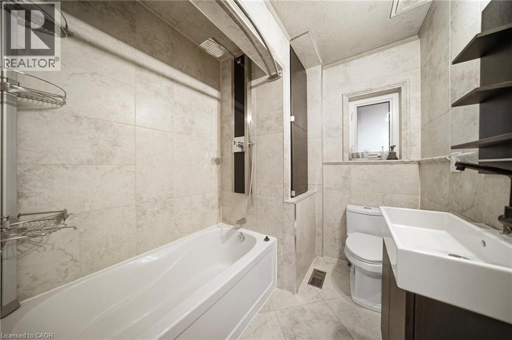 1403 SELKIRK Avenue, Oakville, Ontario, L6L2V5 — Photo 12