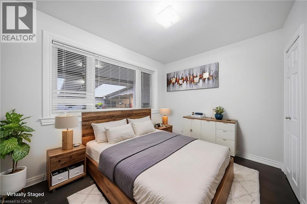1403 SELKIRK Avenue, Oakville, Ontario, L6L2V5 — Photo 9