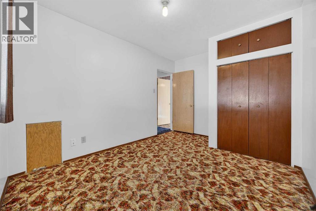 1124 31 Avenue NW - 27