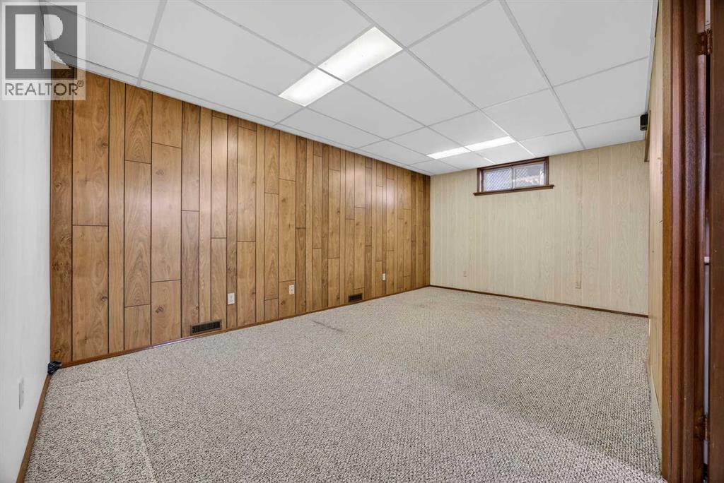 1124 31 Avenue NW - 28