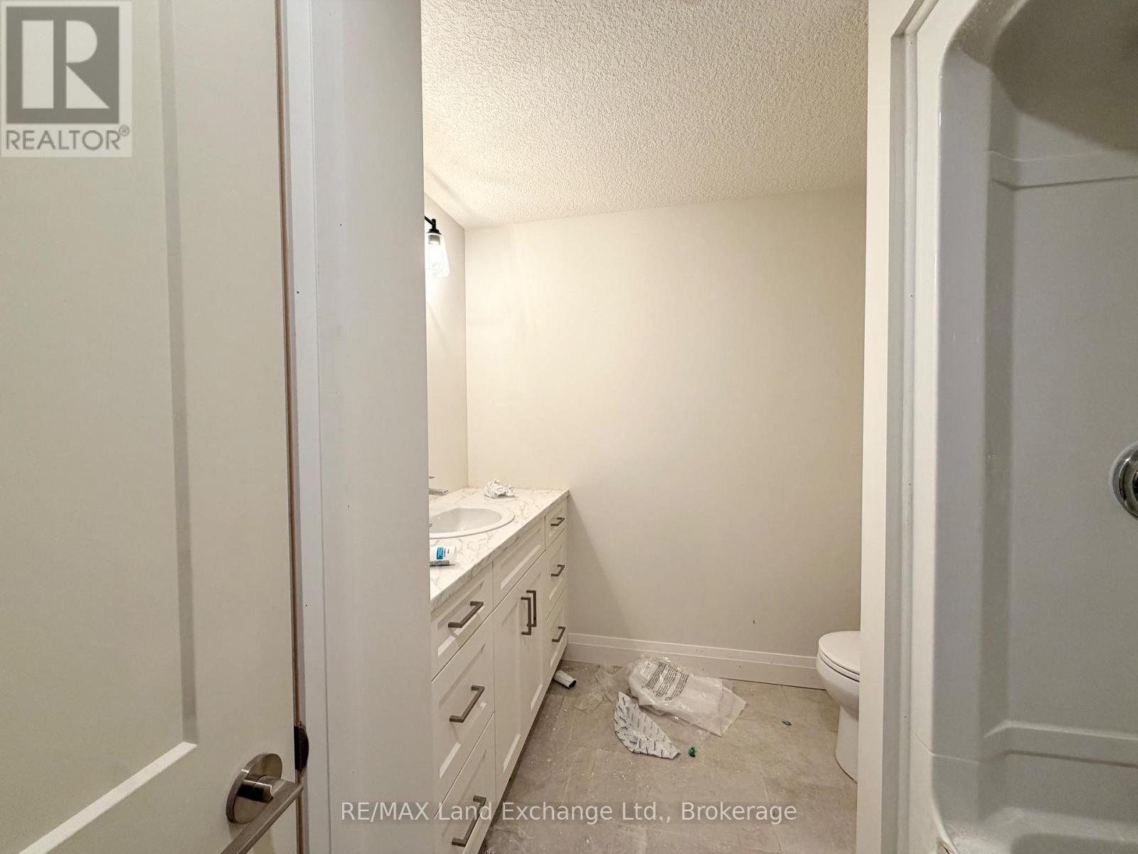 443 IVINGS DRIVE - 9