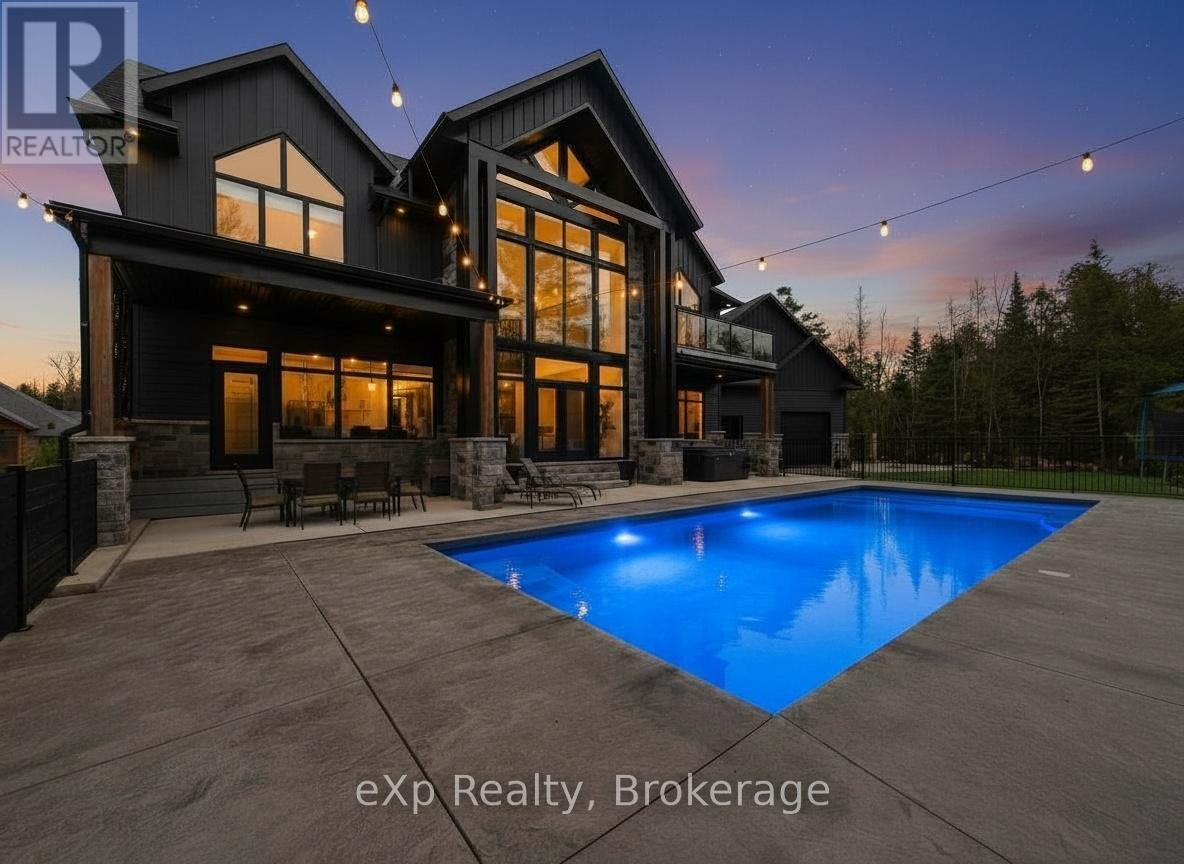 36 LAKESIDE WOODS CRESCENT - 28