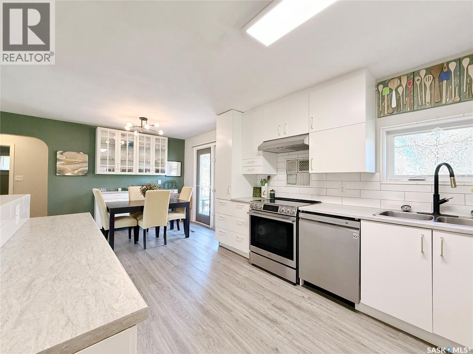 219 Thomson STREET - 4