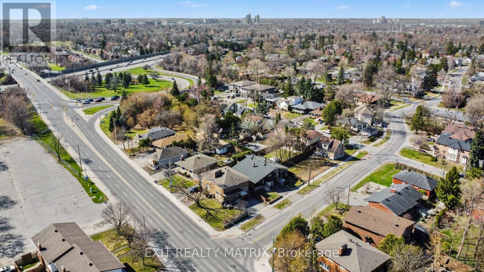1864 LENESTER AVENUE - 32