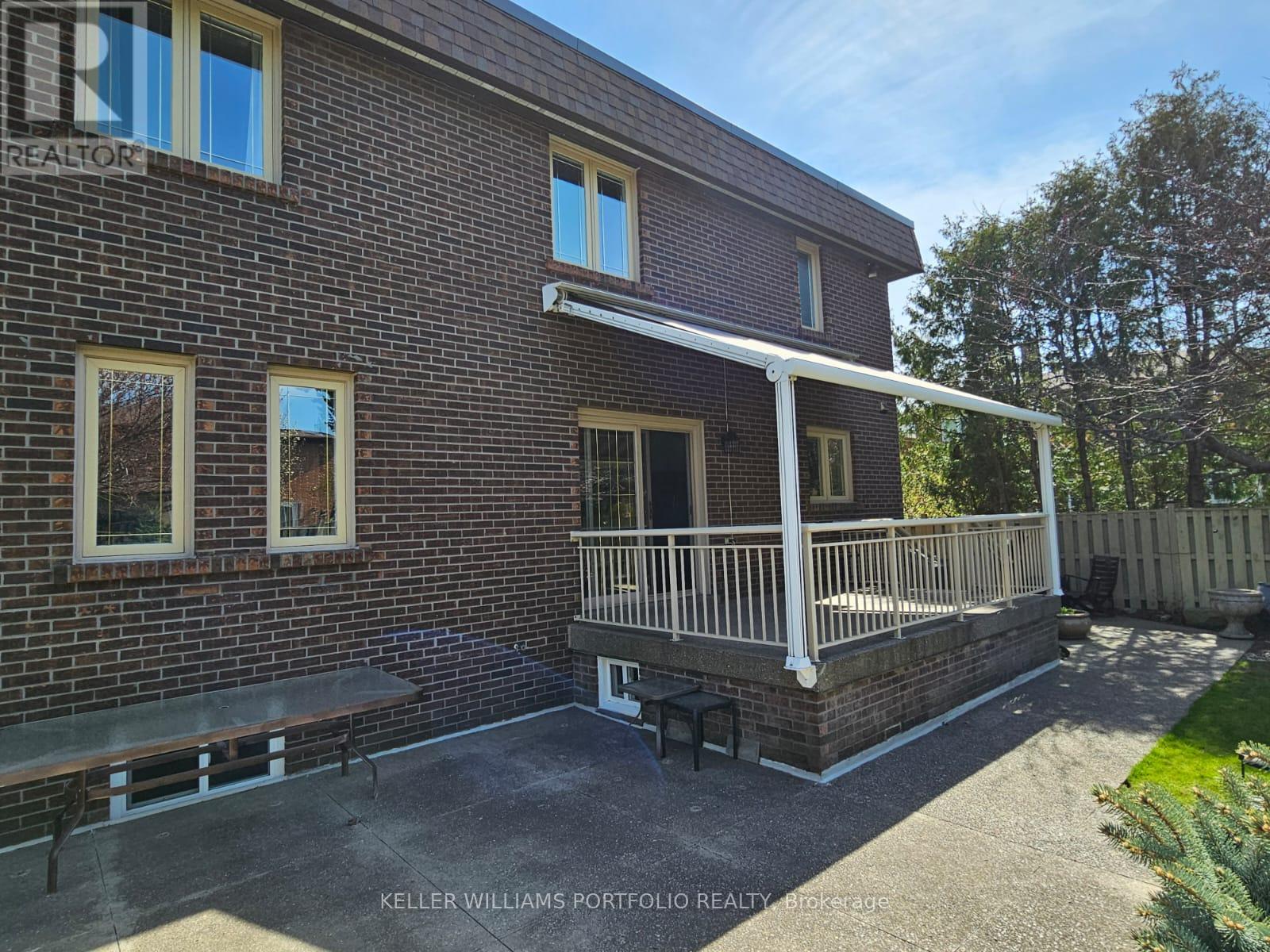 4 NEILTREE COURT - 44