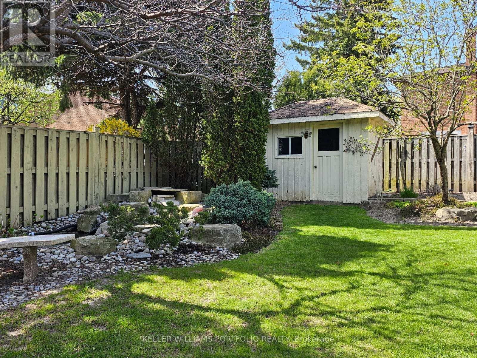 4 NEILTREE COURT - 41