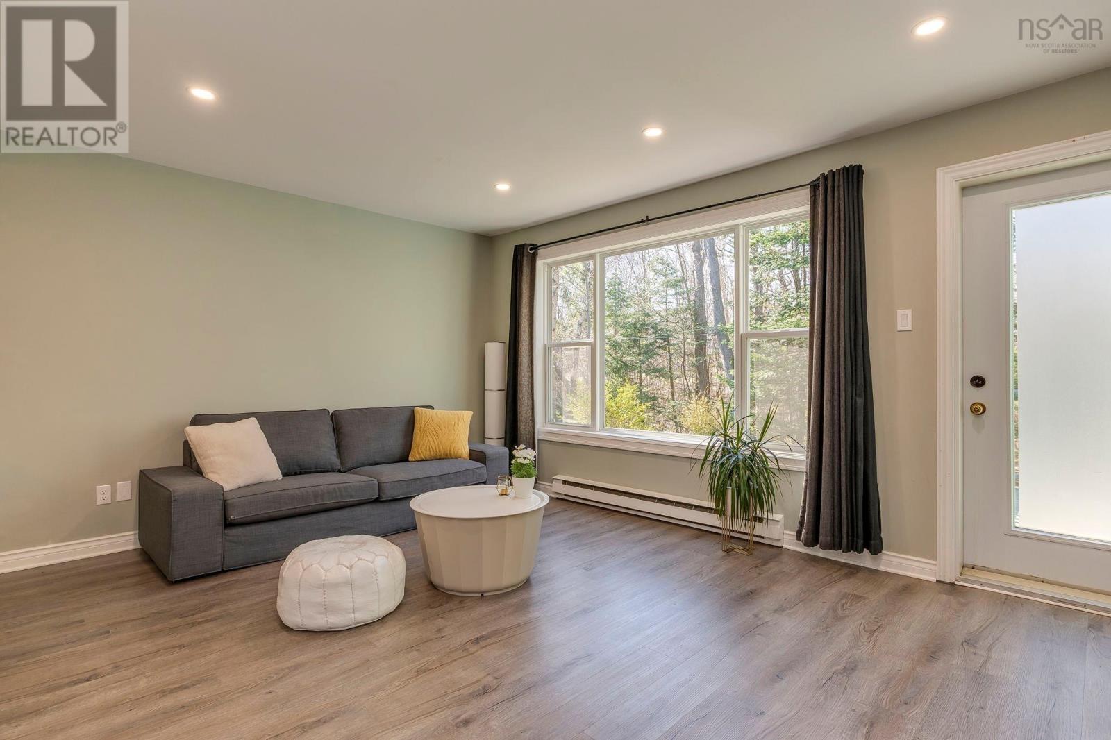 36 Remington Court - 9