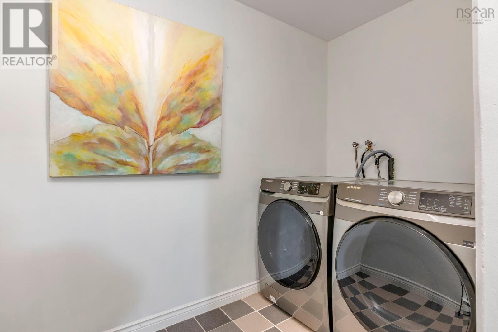 36 Remington Court - 31