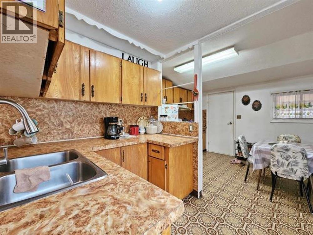 436 VAUGHAN STREET - Image 3