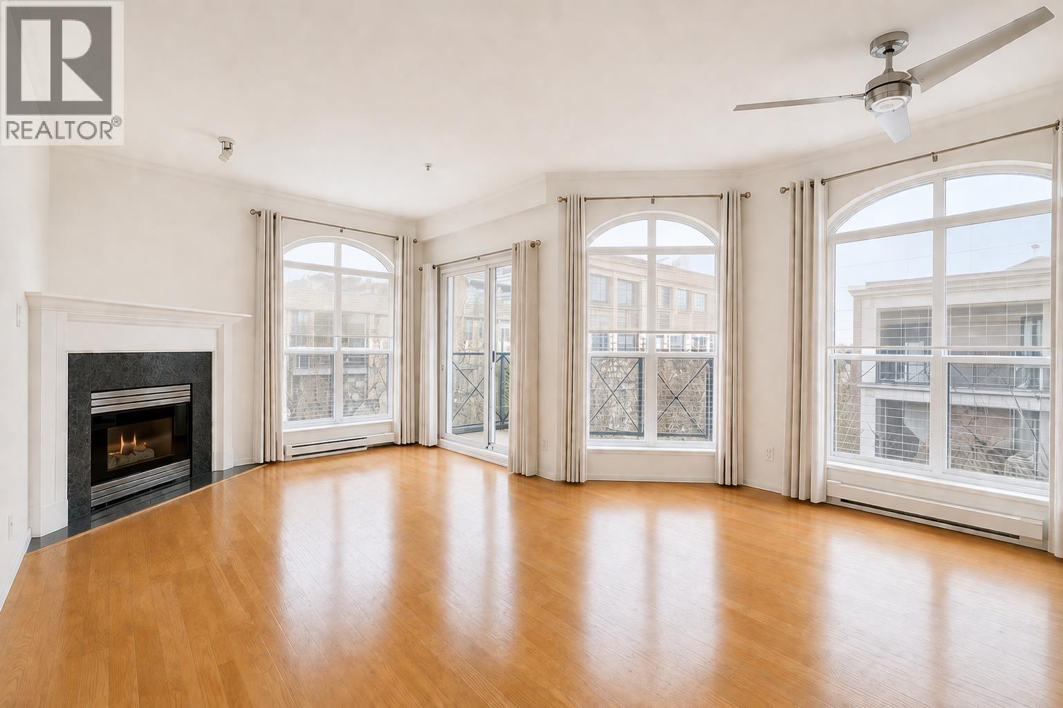 1 Bed, 1 Bath House for Sale in Vancouver – PH12 511 W 7TH AVENUE, Vancouver - Image 6