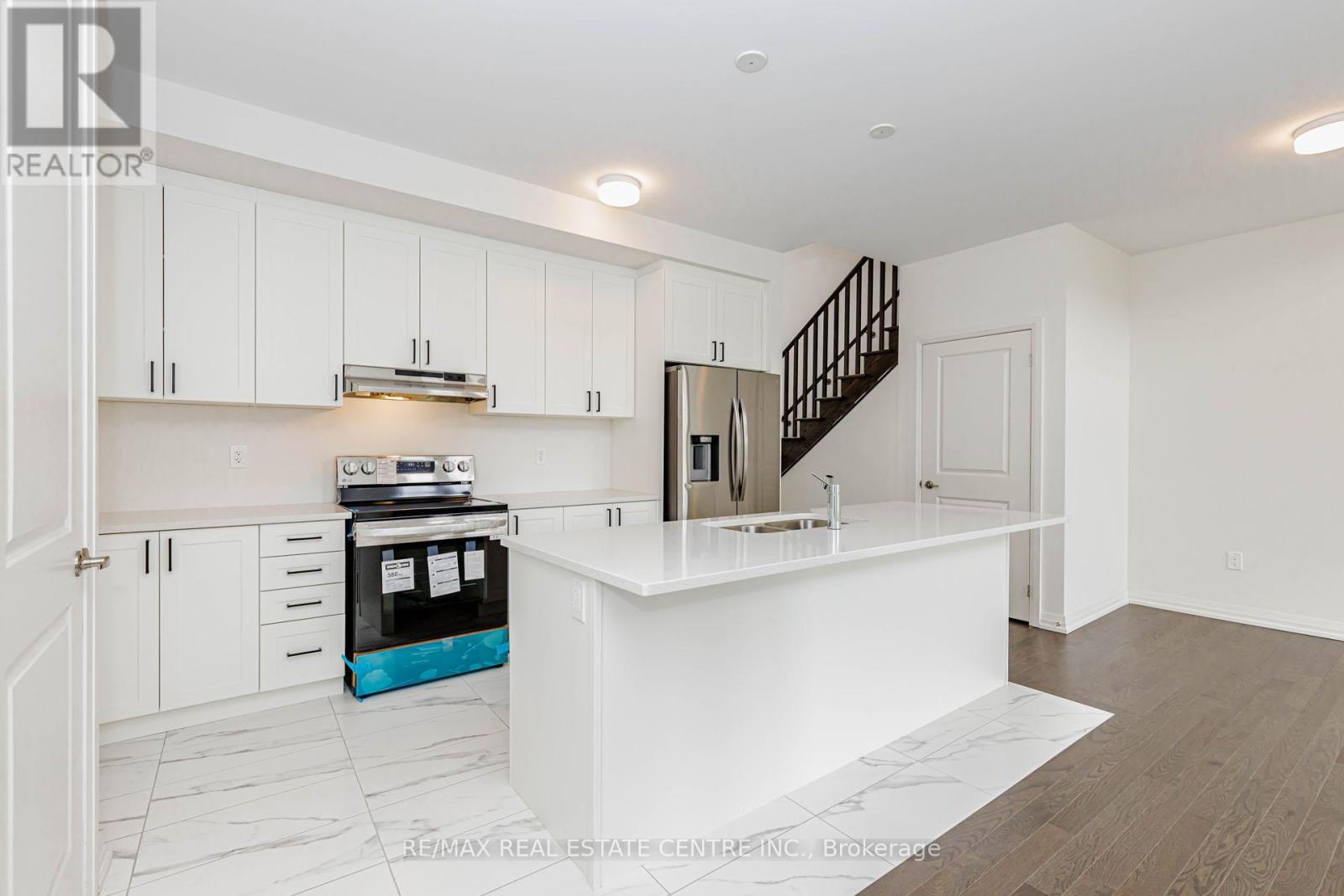 9 MAYAPPLE STREET - 10