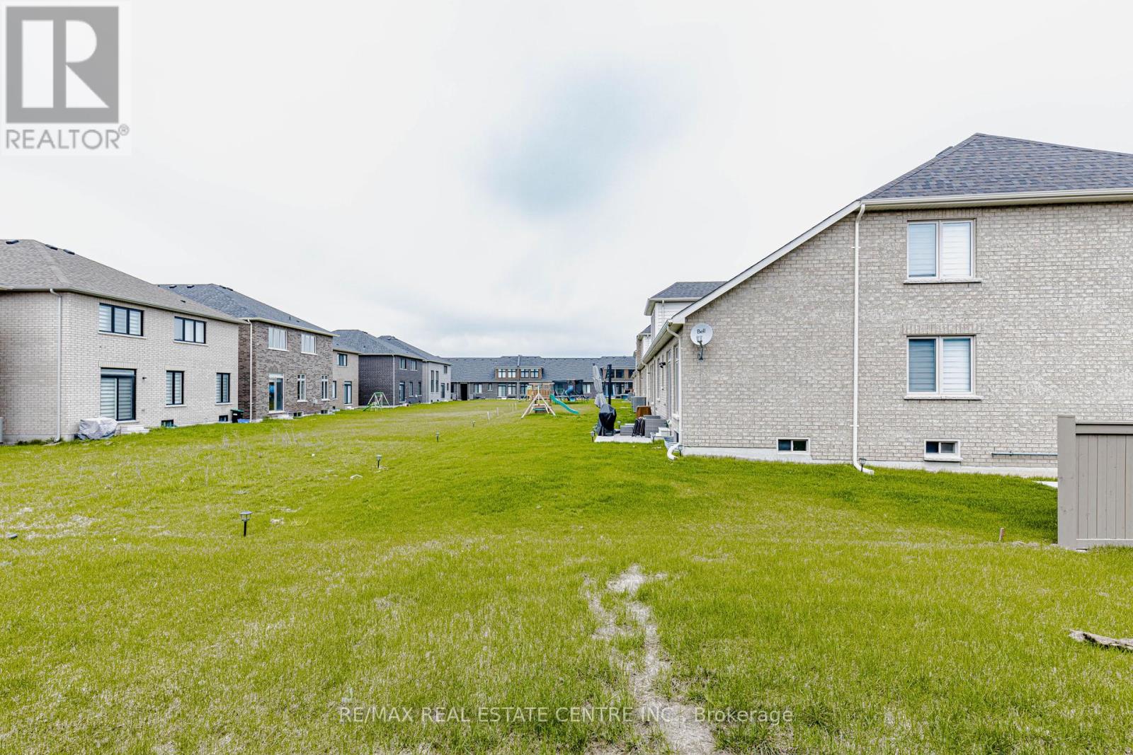 9 MAYAPPLE STREET - 47