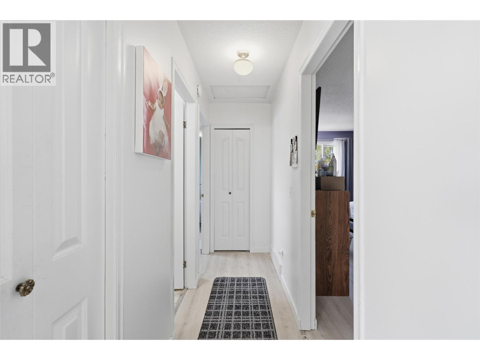 1335 LETHBRIDGE Avenue - 17