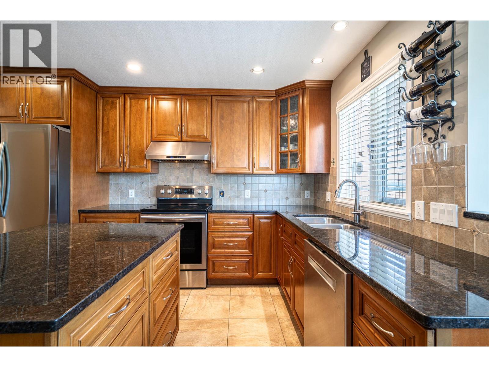 160 Overlook Place, Vernon