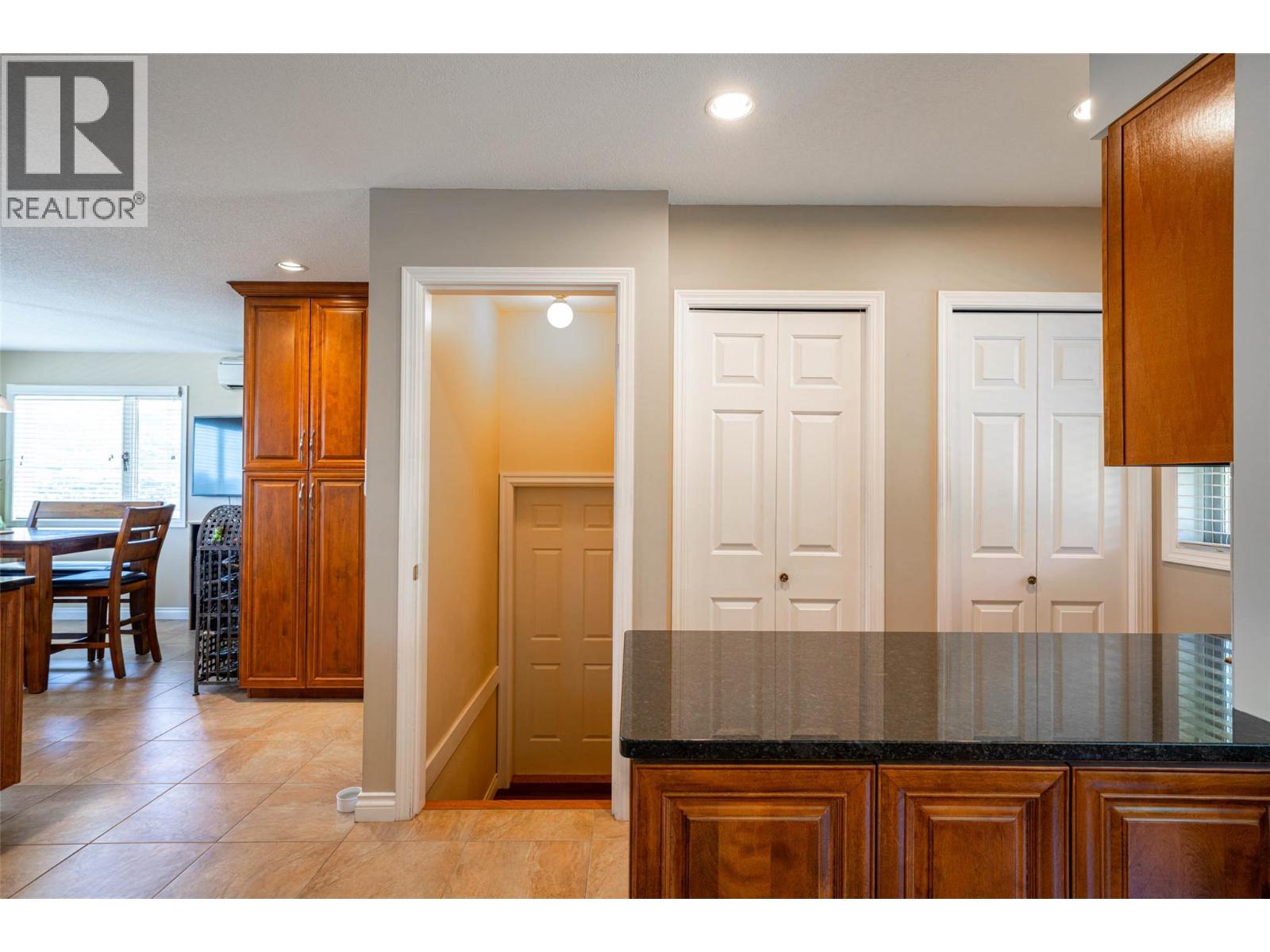 160 Overlook Place, Vernon