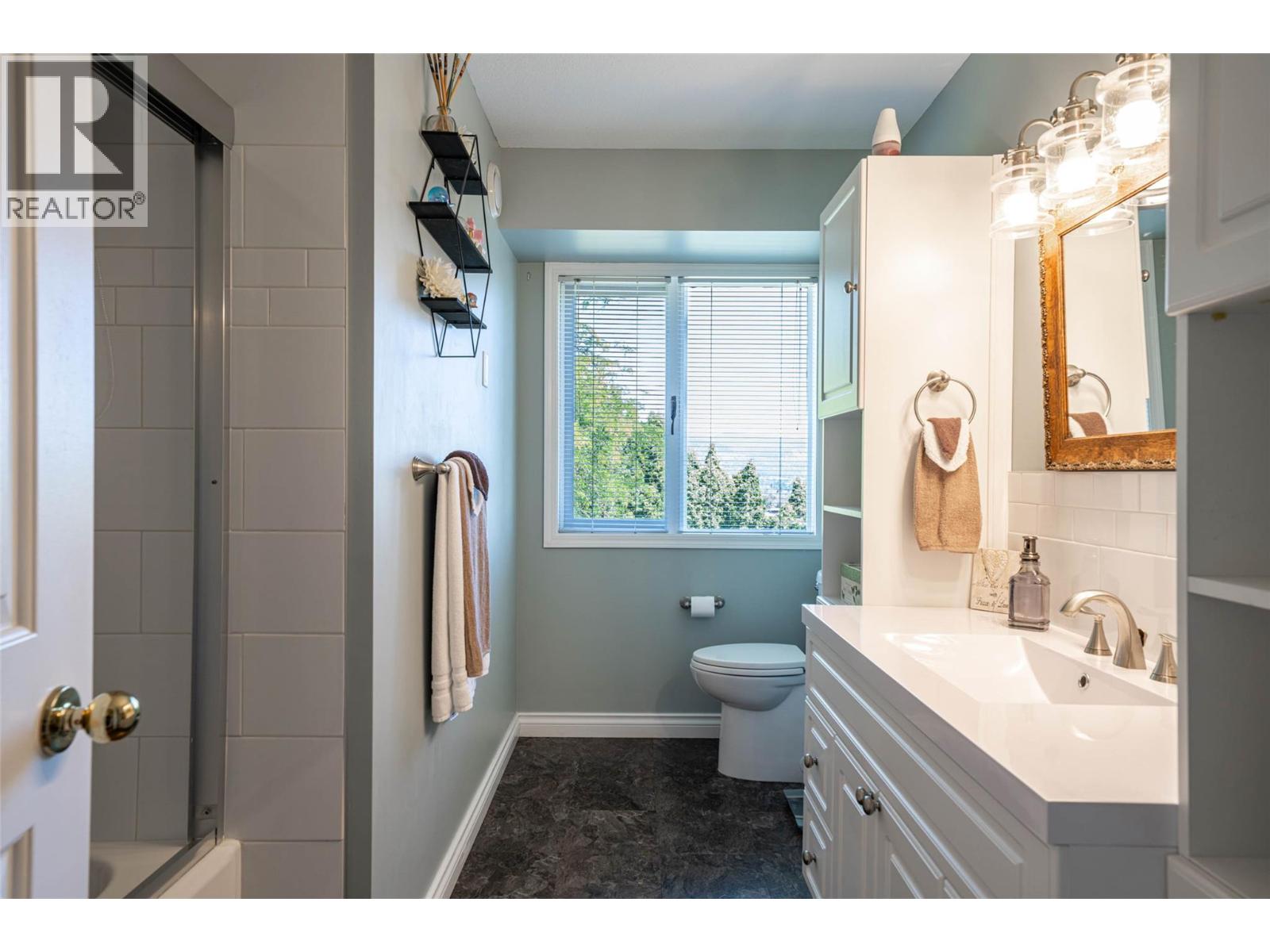 160 Overlook Place - 33