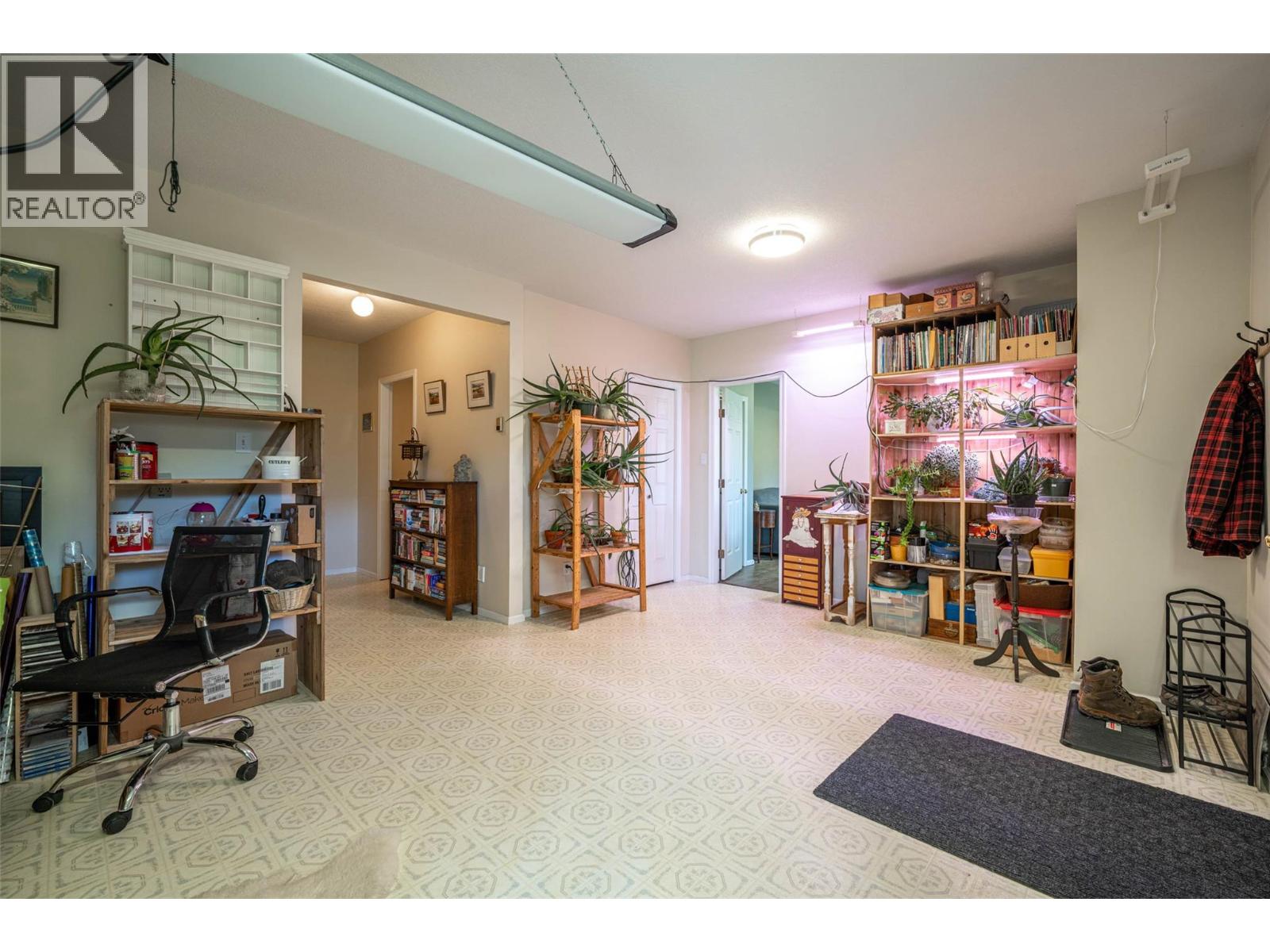 160 Overlook Place, Vernon
