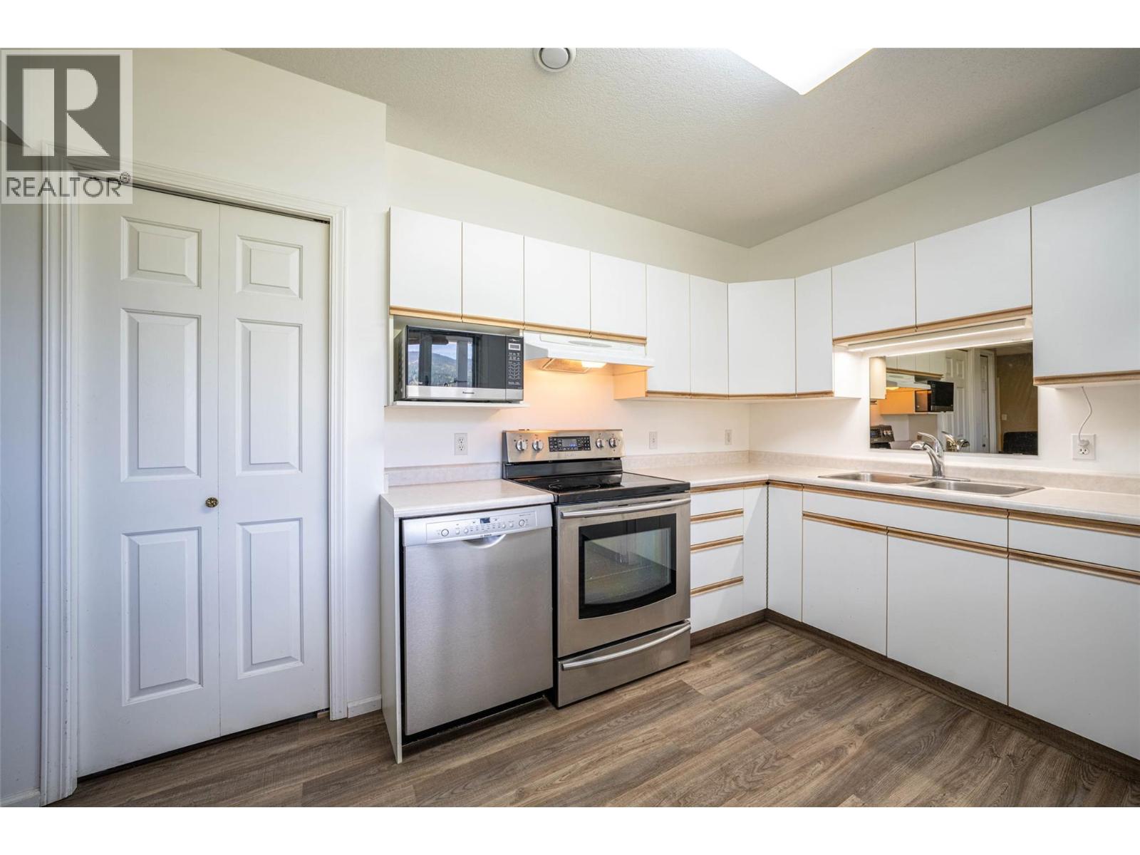 160 Overlook Place - 50