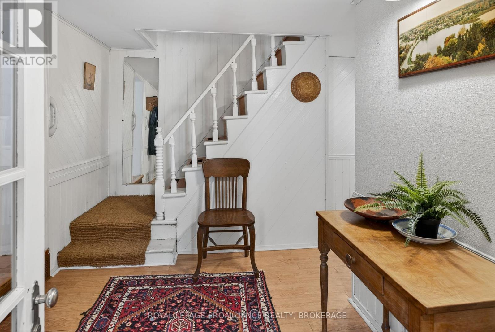 1 POND STREET - 12