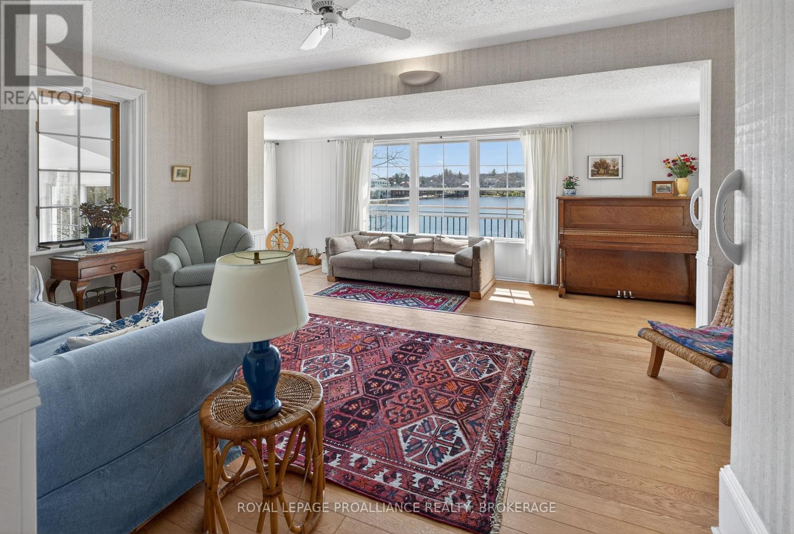 1 POND STREET - 19